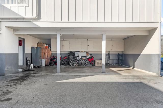 466 Willow Avenue, Half Moon Bay CA: https://media.crmls.org/mediaz/644c13a2-7637-4b8e-99c0-6c82f085399a.jpg