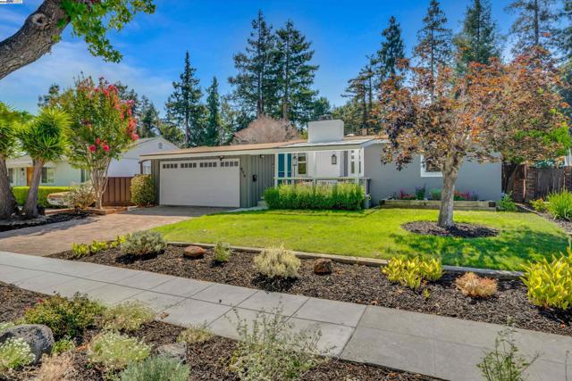 956 Tamarack Ave, San Jose CA: https://media.crmls.org/mediaz/644ca062-05db-4eac-8ec1-e950f2c92dde.jpg