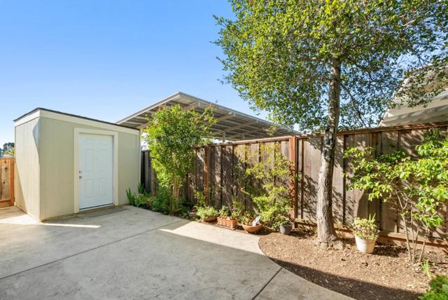 100 N Rodeo Gulch Road, Soquel CA: https://media.crmls.org/mediaz/644cce32-138d-4989-b695-75f3ec47e654.jpg
