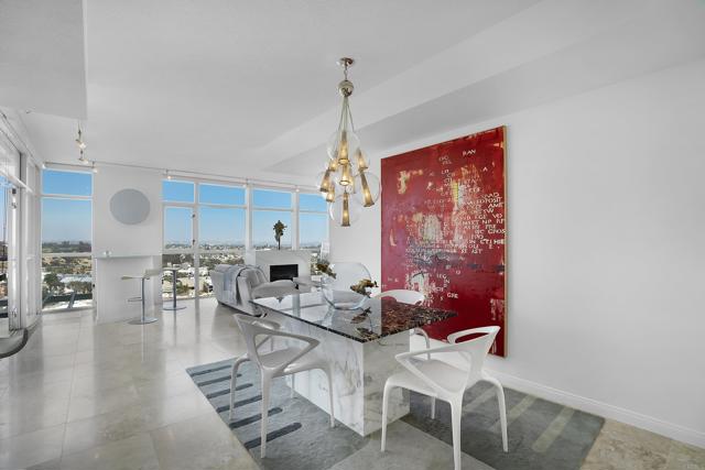 Detail Gallery Image 13 of 36 For 850 Beech St #1901,  San Diego,  CA 92101 - 2 Beds | 2 Baths