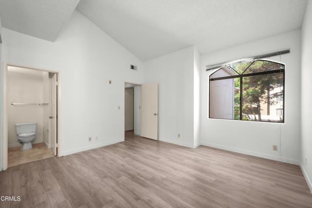 Detail Gallery Image 18 of 38 For 4201 via Marisol #330,  Los Angeles,  CA 90042 - 2 Beds | 2 Baths