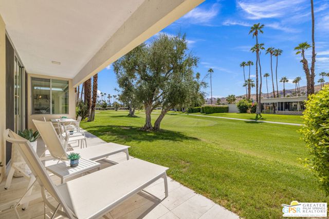 207 Desert Lakes Drive, Palm Springs CA: https://media.crmls.org/mediaz/644ec9e7-84a0-49c9-8b99-c16bc7ac2ce6.jpg