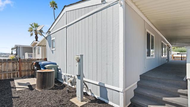 Detail Gallery Image 23 of 30 For 13490 Highway 8 Business #8,  Lakeside,  CA 92040 - 3 Beds | 2 Baths