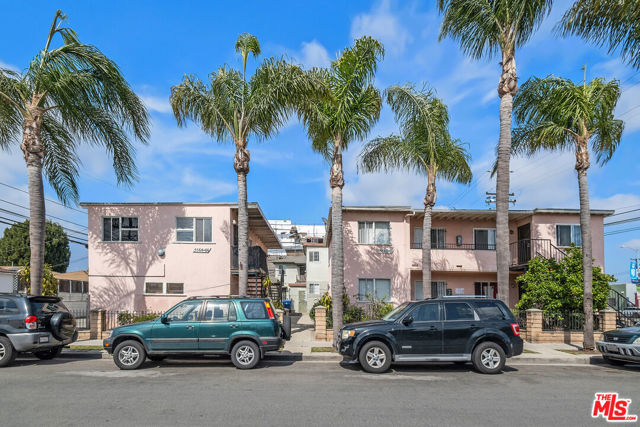11887 Jefferson Boulevard, Los Angeles CA: https://media.crmls.org/mediaz/644f15cb-7b41-4ee7-9546-209d4a320f22.jpg