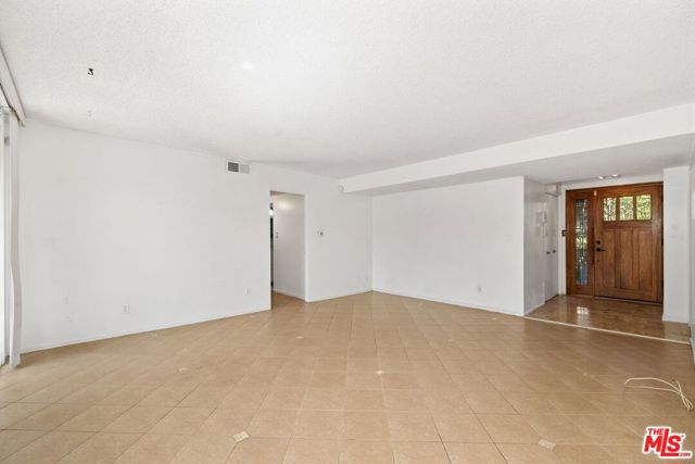 3900 Lenawee Avenue, 6 photo 4