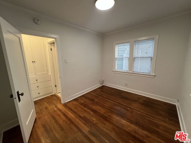 421 Grand Boulevard, Venice CA: https://media.crmls.org/mediaz/64501f21-a3d8-41b9-908a-4cf6541e51b2.jpg