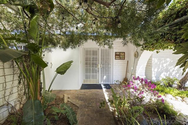 13430 Sagewood Drive, Poway CA: https://media.crmls.org/mediaz/64521b60-f831-4ef8-b83f-1254f699f64f.jpg