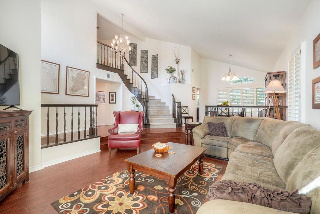 8748 Butano Ct - photo 4