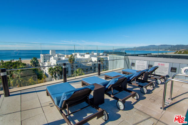 1755 Ocean Avenue, Santa Monica CA: https://media.crmls.org/mediaz/64523adb-277e-4c70-a8e9-9af65f44cc8f.jpg