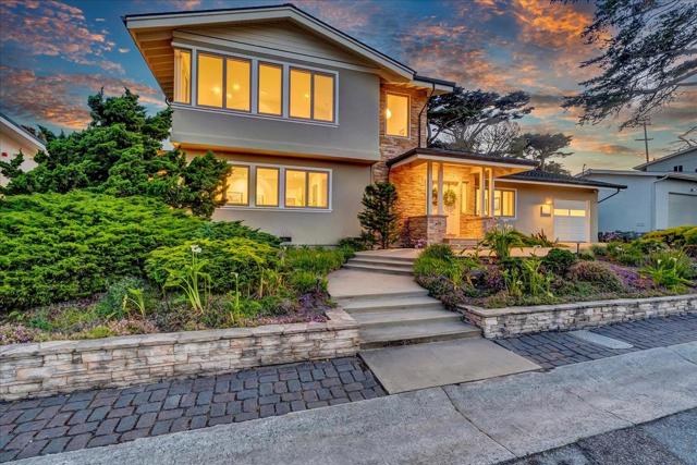 1037 Shell Avenue, Pacific Grove CA: https://media.crmls.org/mediaz/64548faa-d1ab-40f4-8864-7d9294840144.jpg