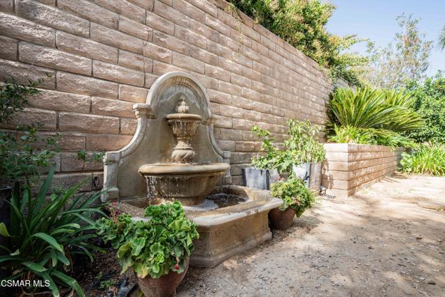 3578 Claridge Court, Simi Valley CA: https://media.crmls.org/mediaz/6454b1ae-9c98-4397-be32-cbeebf62b032.jpg