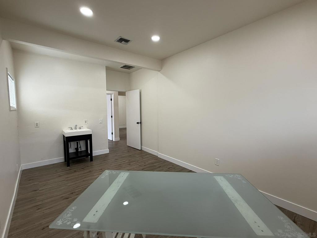 MLS #250033249SD image #19