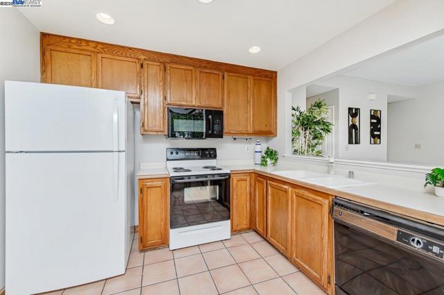 2030 Canyon Woods Drive, San Ramon CA: https://media.crmls.org/mediaz/64556e6e-4395-404e-9df2-0c441d9e2443.jpg