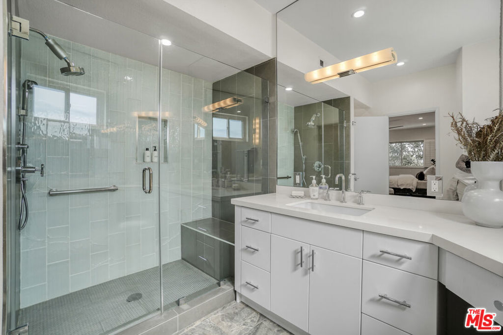 MLS #25616987 image #18