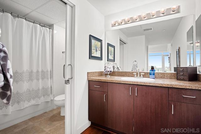 1080 Park Blvd, San Diego CA: https://media.crmls.org/mediaz/6455befb-5c06-4118-a95c-3644c89b2339.jpg