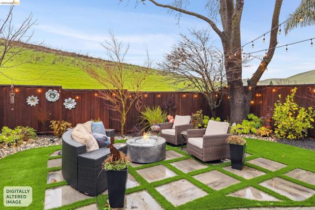 2090 Shady Creek Pl., Danville CA: https://media.crmls.org/mediaz/64560862-0662-4344-8a5d-dbd789a7e5b0.jpg