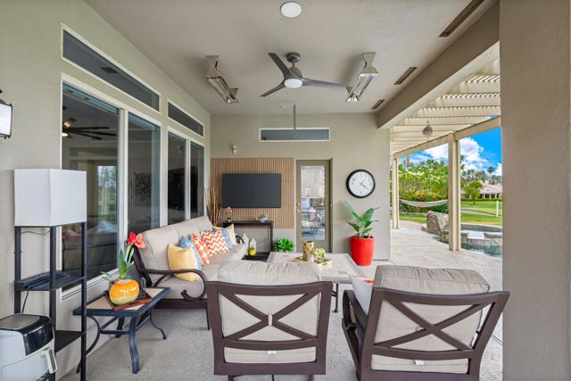 44580 S Heritage Palms Drive, Indio CA: https://media.crmls.org/mediaz/6456cb44-a795-4621-b70b-49ec0a12023f.jpg
