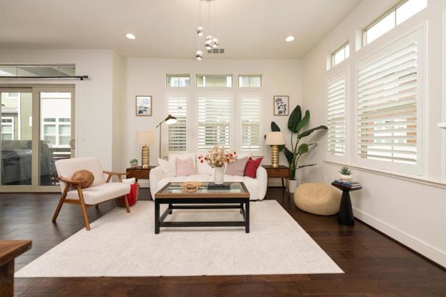 2835 Alvarado Avenue, San Mateo CA: https://media.crmls.org/mediaz/64579dbe-66c2-41ed-80d7-5922dc45dbb9.jpg