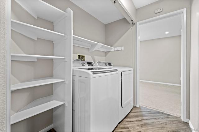 11325 Affinity Ct, San Diego CA: https://media.crmls.org/mediaz/64584d1d-f3ff-4c16-a8fc-2b6dfea66e88.jpg