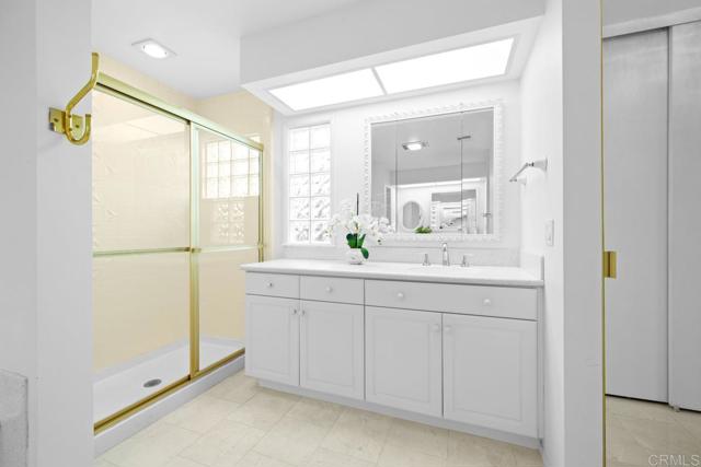 Detail Gallery Image 36 of 66 For 4955 Corlita Court Ct, San Diego,  CA 92122 - 3 Beds | 2/1 Baths