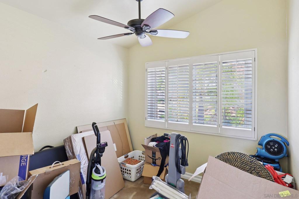 MLS #250035843SD img 47