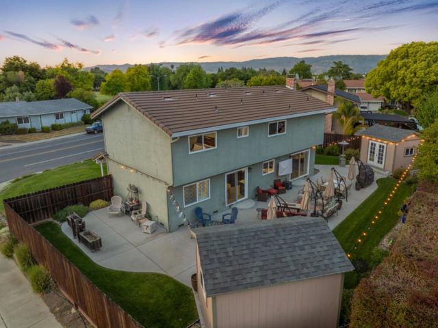 460 La Crosse Drive, Morgan Hill CA: https://media.crmls.org/mediaz/645a0122-9d80-42ea-a053-eb47a7498ee8.jpg