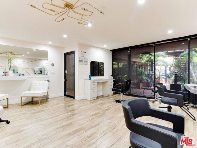  Commercial for Sale in Beverly Hills, California