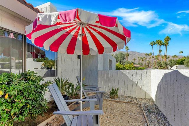 2113 Sunshine Way, Palm Springs, CA 92264