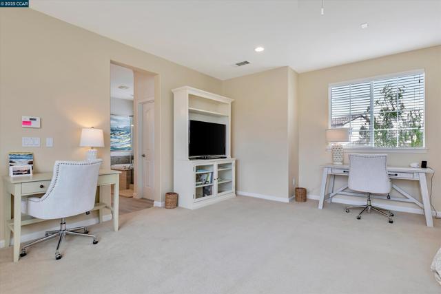 1489 Menton St, Danville CA: https://media.crmls.org/mediaz/645c59ec-a71b-48f7-b8c0-bac22736e6e9.jpg