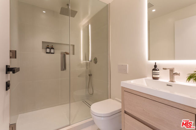 1943 Sunset Plaza Drive, Los Angeles CA: https://media.crmls.org/mediaz/645c7755-dc64-4eba-9699-0e548d5359e0.jpg