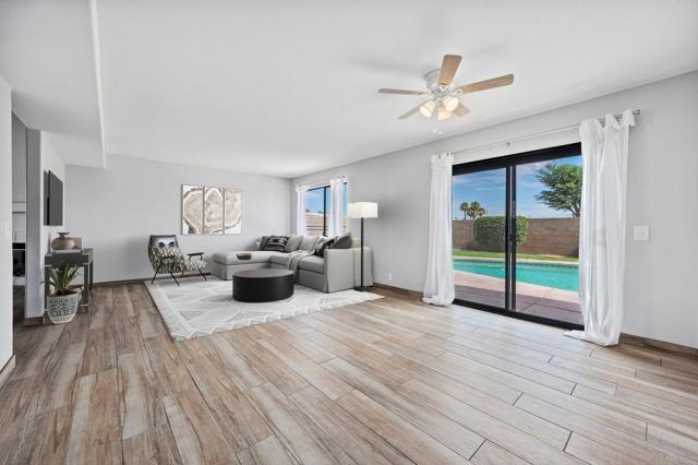 81064 Jessica Way, Indio CA: https://media.crmls.org/mediaz/645cabca-6521-4393-9ec1-4380a21c49b8.jpg