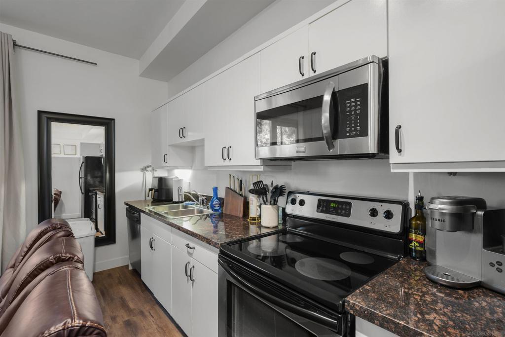 889 Date St. - photo 10