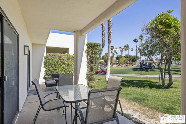 67488 Toltec Court, Cathedral City CA: https://media.crmls.org/mediaz/645cd029-f980-466d-a60e-0a389a41ffcc.jpg