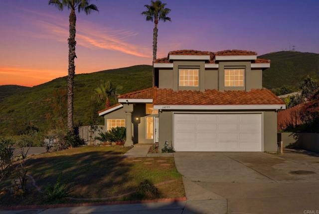 Detail Gallery Image 2 of 52 For 14493 Corte Lampara, San Diego,  CA 92129 - 3 Beds | 2/1 Baths