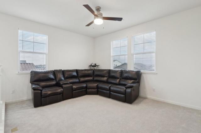 1941 Camden Street, Hollister CA: https://media.crmls.org/mediaz/645f7e6d-bed5-4cc6-83f2-b1c921891f73.jpg