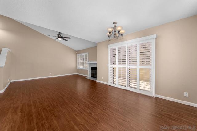 4210 Porte De Palmas, San Diego CA: https://media.crmls.org/mediaz/64617d1f-6617-4315-a0f6-11ca1fa58c7c.jpg