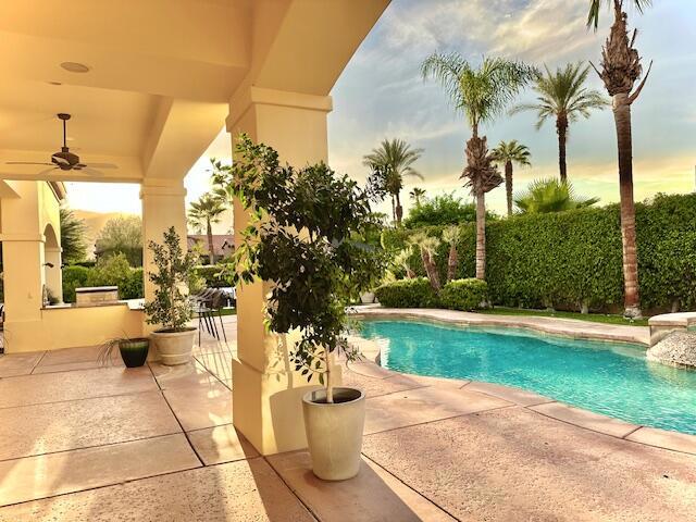 16 Villaggio Place, Rancho Mirage CA: https://media.crmls.org/mediaz/64619825-d81b-4574-a598-a3bda2b0dc27.jpg