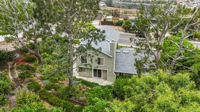 915 Lake Ridge Drive, San Marcos CA: https://media.crmls.org/mediaz/646271fc-1f36-4600-9eb3-2a828218de70.jpg