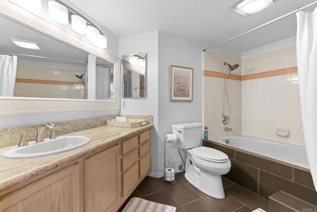 Detail Gallery Image 14 of 39 For 621 N Pacific St #204,  Oceanside,  CA 92054 - 2 Beds | 2 Baths