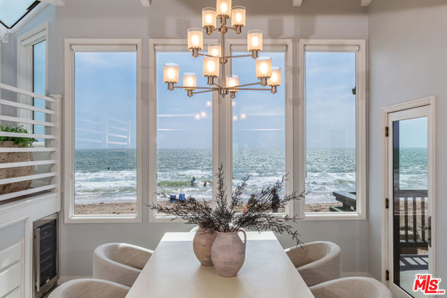 1448 Nathan Lane, Ventura CA: https://media.crmls.org/mediaz/64631ee3-72f5-4290-9314-458c83773fe5.jpg
