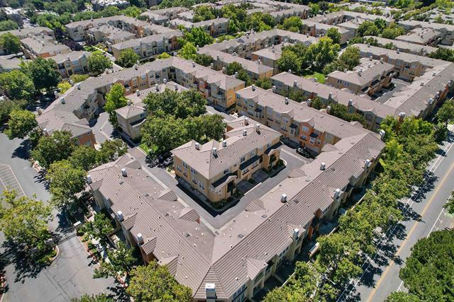 3454 Dayton, Fremont CA: https://media.crmls.org/mediaz/64636543-e7f8-4416-b20e-1b9c3df3c39e.jpg