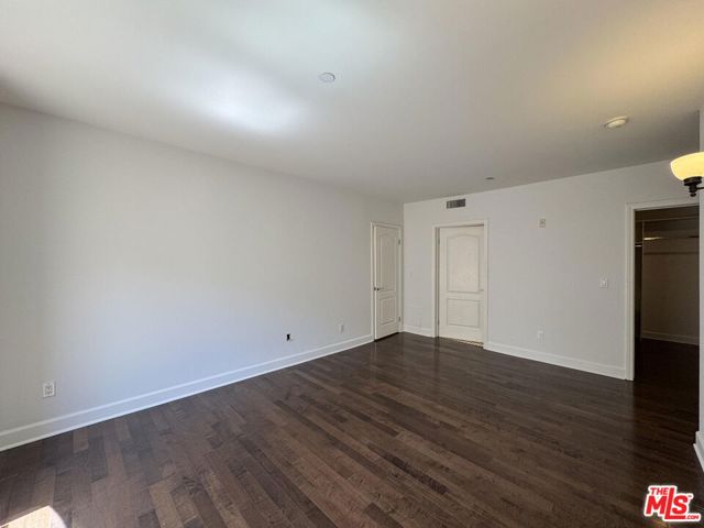 1522 Amherst Avenue, Los Angeles CA: https://media.crmls.org/mediaz/64637367-89e4-467e-96e5-1ce377f2abe5.jpg