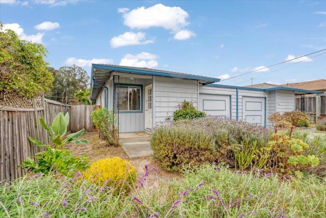 0 Capitola Road, Santa Cruz CA: https://media.crmls.org/mediaz/6463f66f-7ec2-41fd-9a3e-34631238cc03.jpg