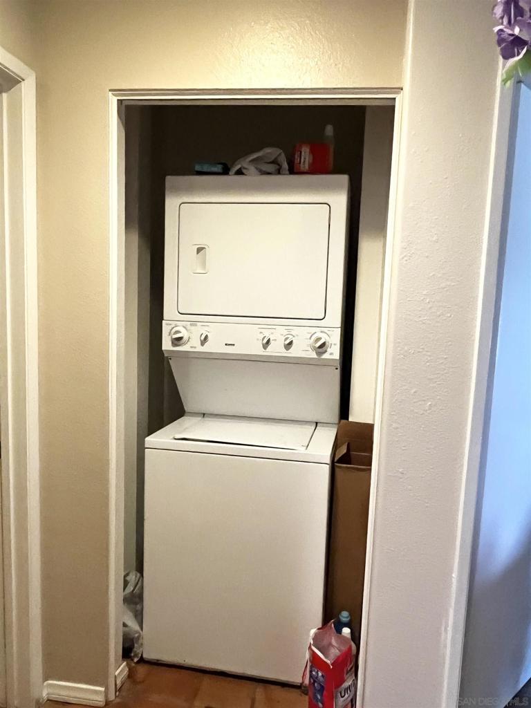8332 Regents Rd - photo 18