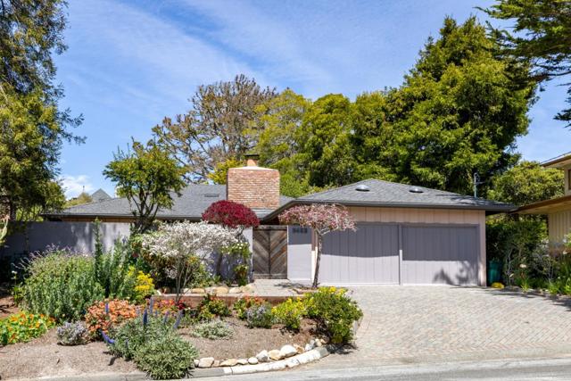 3483 Ocean Avenue, Carmel CA: https://media.crmls.org/mediaz/6464eab7-0e13-440c-a1ae-3d7ea3865ec1.jpg