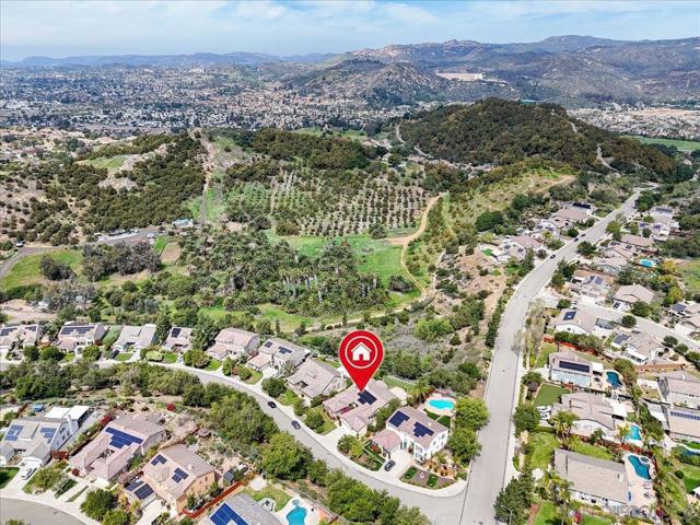 3180 Ridgeline Place, Escondido CA: https://media.crmls.org/mediaz/64652bfe-9588-42fb-b1af-9133e627dcb7.jpg
