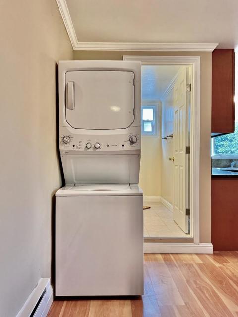 3801 Pacific Boulevard, San Mateo CA: https://media.crmls.org/mediaz/64652e28-1b82-427d-b29a-7c21b60c50be.jpg