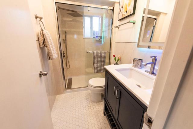 58 Monterey Boulevard, San Francisco CA: https://media.crmls.org/mediaz/64653dd1-8eae-4b0f-89a4-27558cd207b8.jpg
