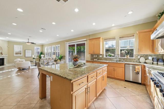 4511 Martin Street, Union City CA: https://media.crmls.org/mediaz/6465ccff-4363-4fb5-8eab-3b1f35c50adb.jpg