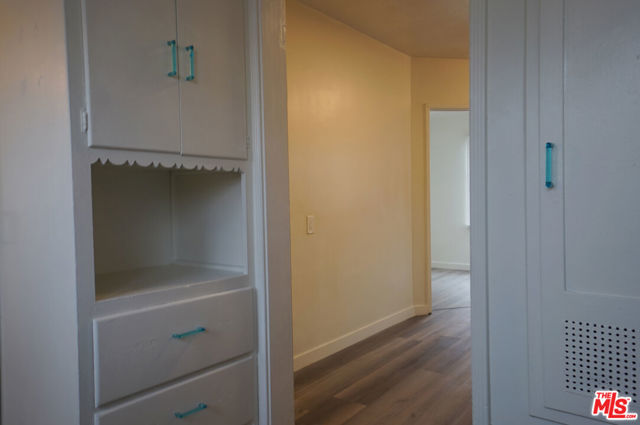 1526 W 83rd Street, Los Angeles CA: https://media.crmls.org/mediaz/64665d07-4d7b-4c6d-b739-ce8fd8dab8ab.jpg